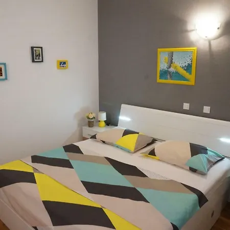 Nuic * Makarska
