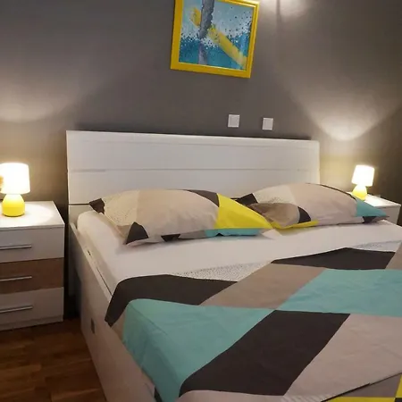 Apartment Nuic *