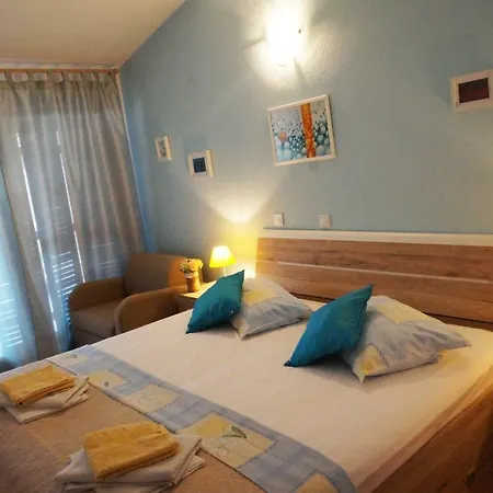 Nuic Apartment Makarska